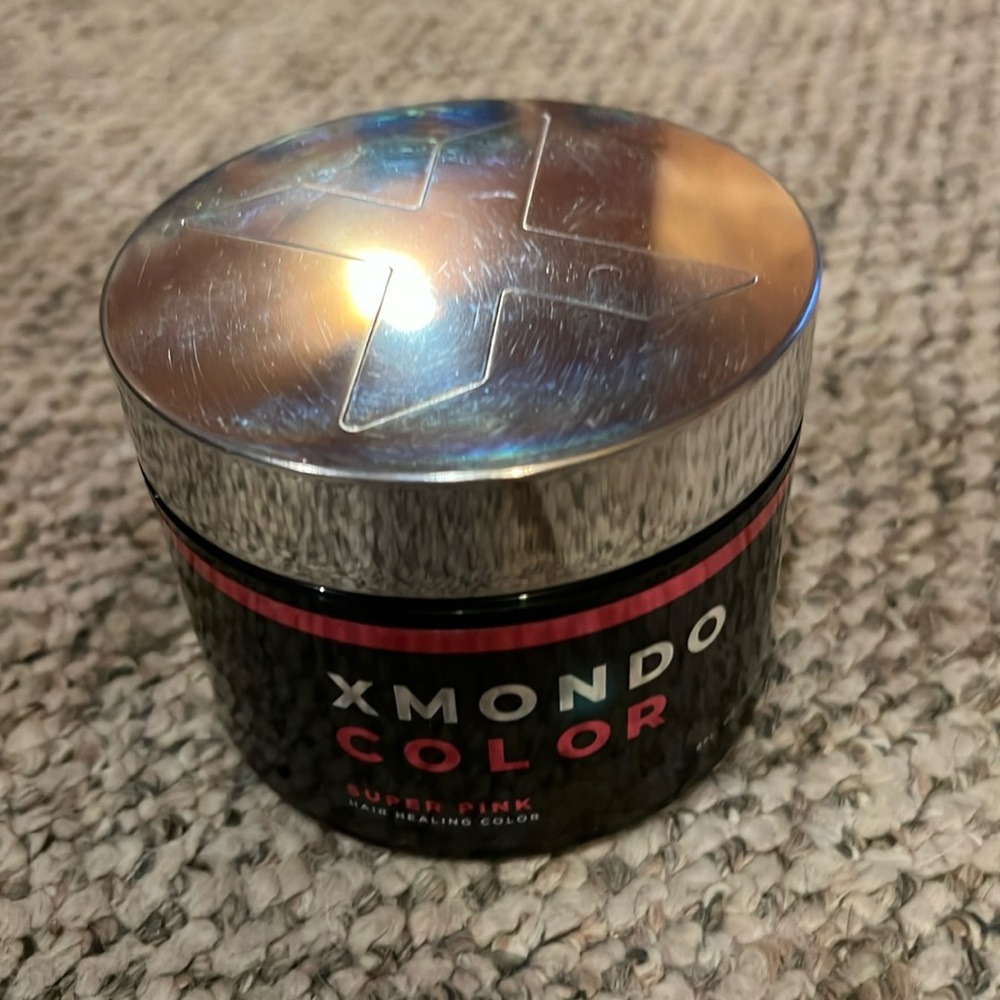 XMondo Super Pink Hair color